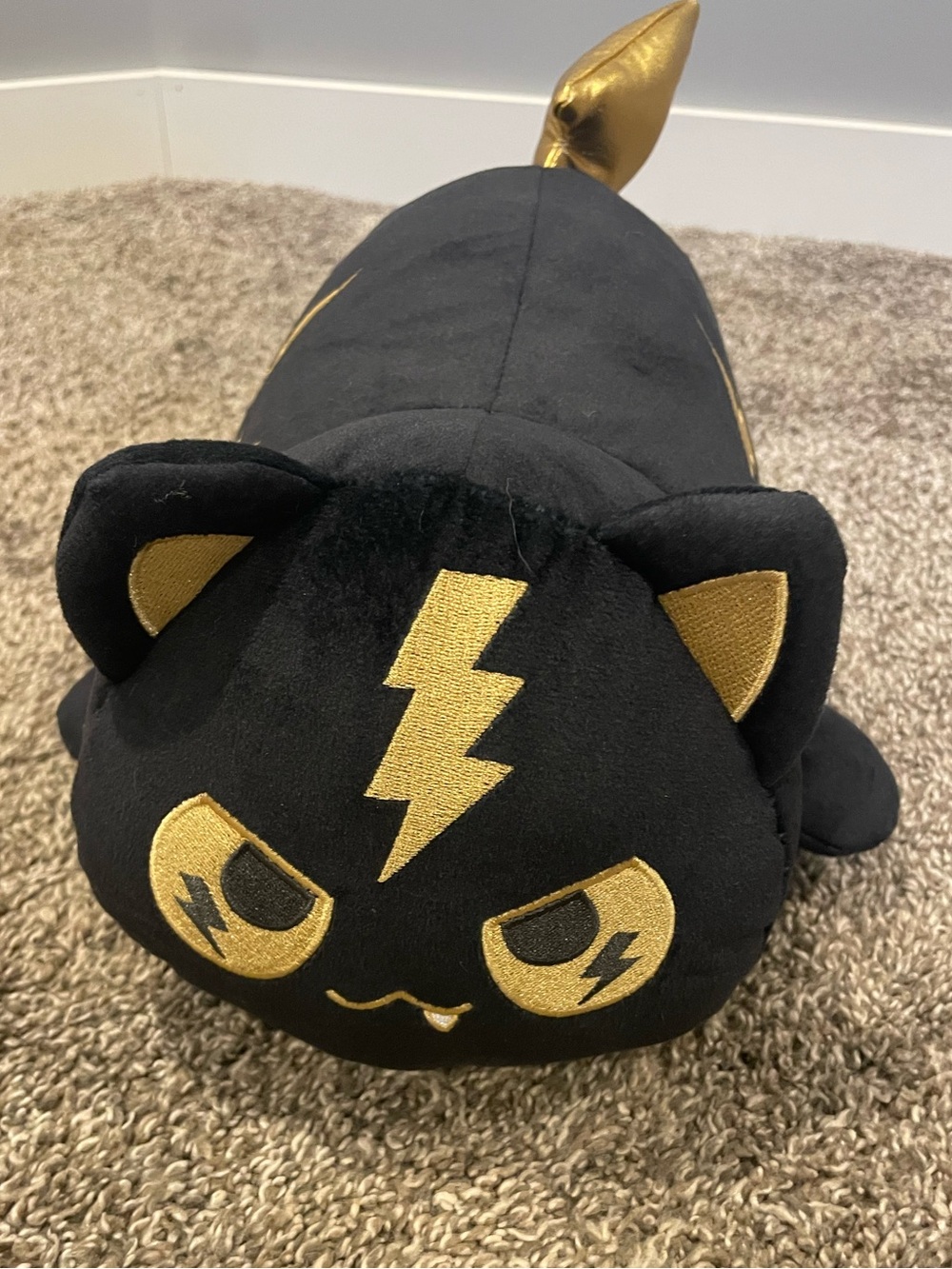 Aphmau Meemeows Black Gold Lightning Kitty Cat Plush
